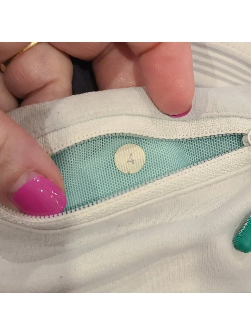 Lululemon - Speed Shorts grey, white, mint green